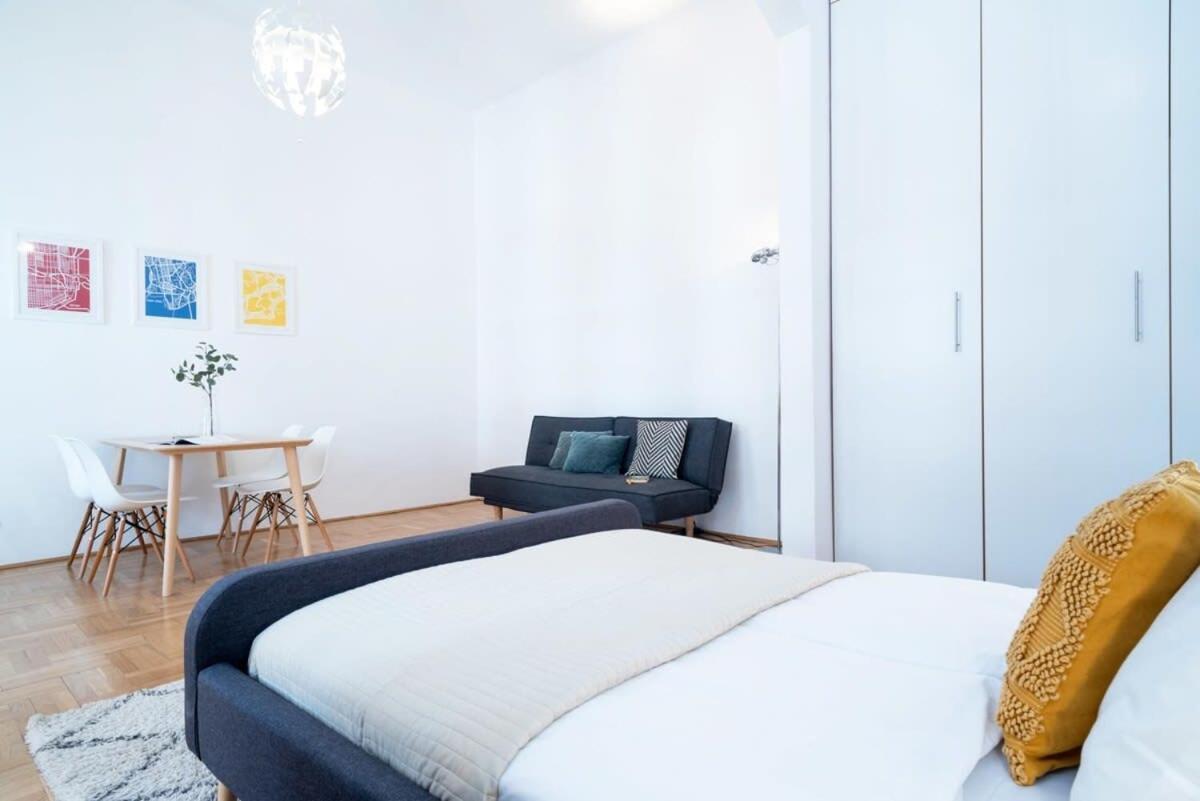 Lovely Downtown Apartment Close To The Basilica Boedapest Buitenkant foto