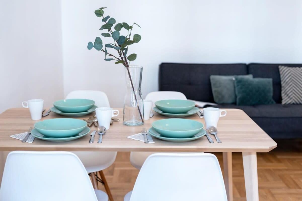 Lovely Downtown Apartment Close To The Basilica Boedapest Buitenkant foto