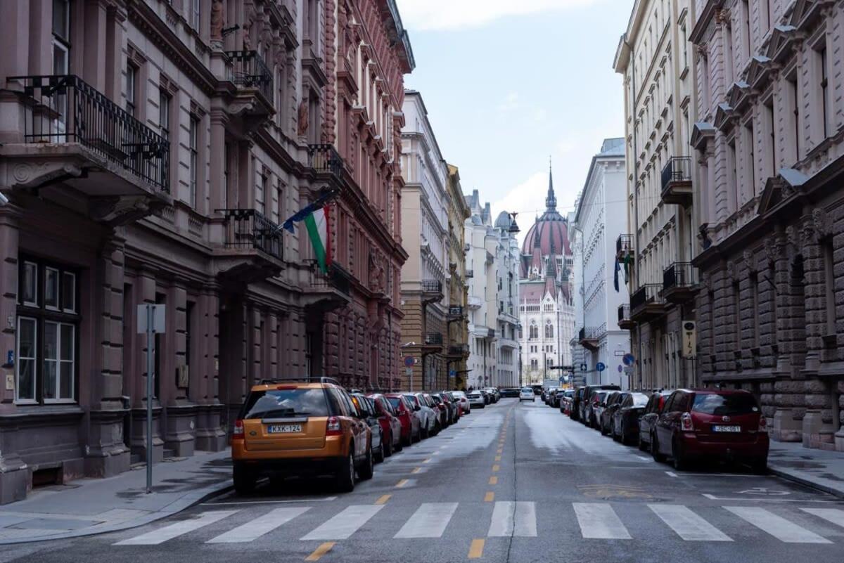 Lovely Downtown Apartment Close To The Basilica Boedapest Buitenkant foto